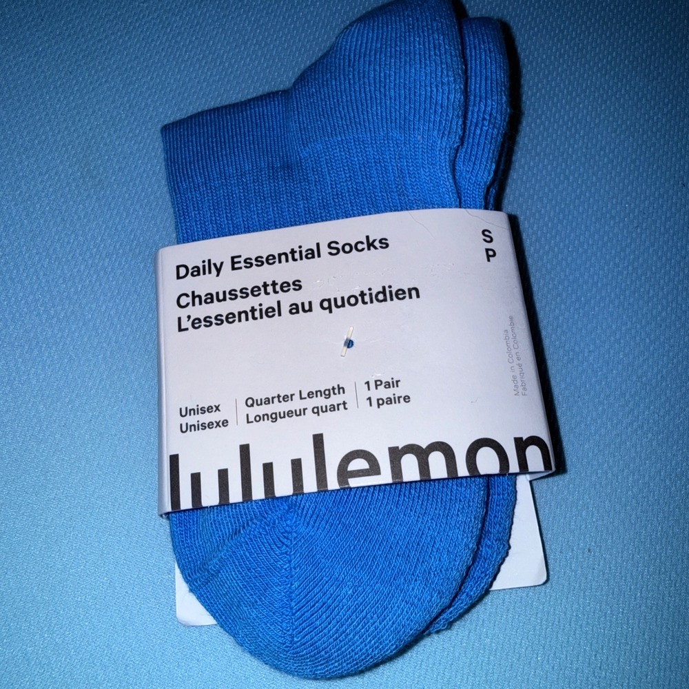 Lululemon Daily Essential Socks Unisex S NEW Oasis Blue Quarter